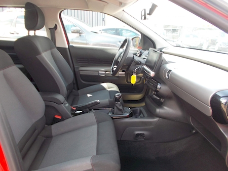 CITROEN C4 CACTUS 1.2 PURETECH 110 LIVE *******AVEC SEULEMENT 44551 KMS !! *********